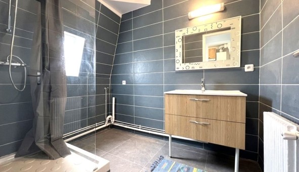 Logement �tudiant T3 &agrave; M�ry sur Cher (18100)