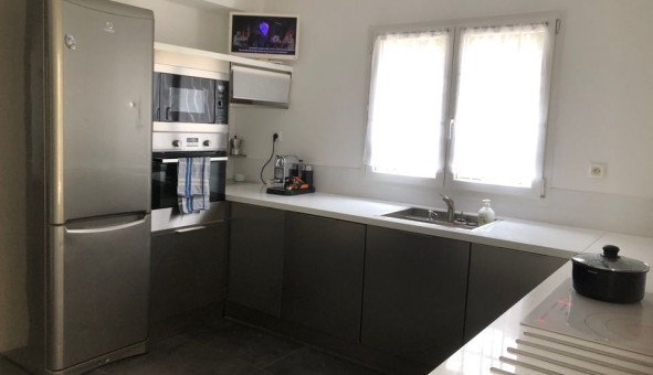 Logement �tudiant T3 &agrave; Mimet (13105)