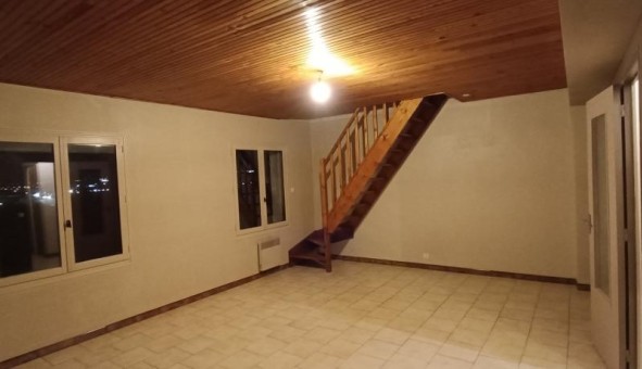 Logement �tudiant T3 &agrave; Mon�teau (89470)