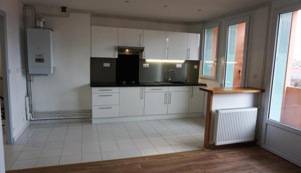 Logement tudiant Location T3 Vide Montauban (82000)