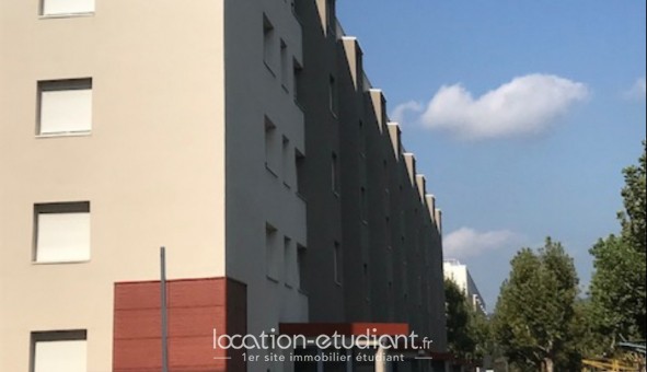 Logement �tudiant T3 &agrave; Mont�limar (26200)