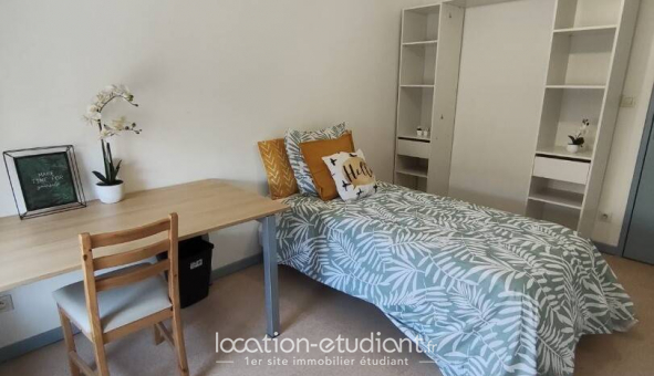 Logement �tudiant T3 &agrave; Mont�limar (26200)