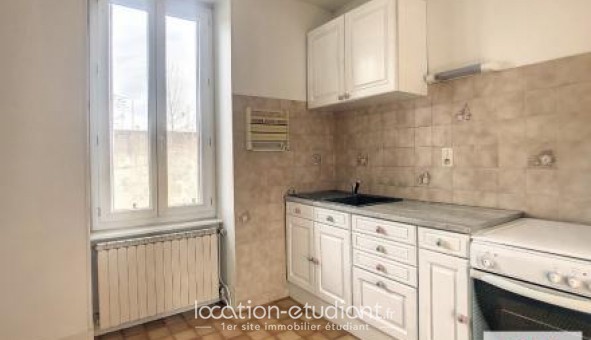 Logement tudiant T3 à Montluon (03100)