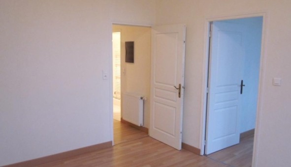 Logement tudiant T3 à Montluon (03100)