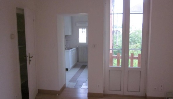 Logement tudiant T3 à Montluon (03100)