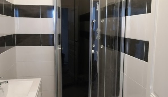 Logement tudiant T3 à Montluon (03100)