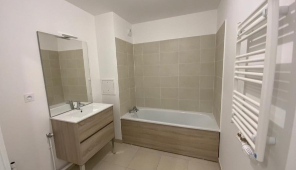 Logement �tudiant T3 &agrave; Montreuil (93100)