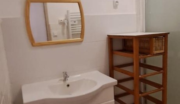 Logement �tudiant T3 &agrave; Mori�res l�s Avignon (84310)