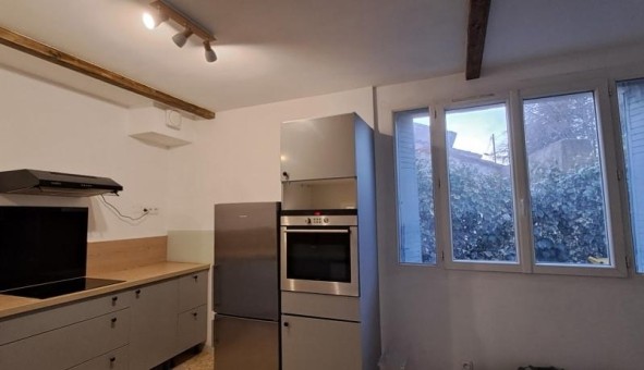 Logement �tudiant T3 &agrave; Mori�res l�s Avignon (84310)