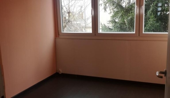 Logement tudiant T3 à Nancy (54100)