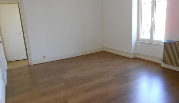 Logement tudiant T3 à Nancy (54100)