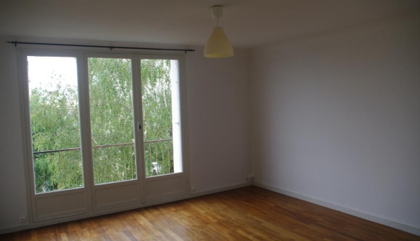 Logement tudiant Location T3 Vide Nantes (44200)