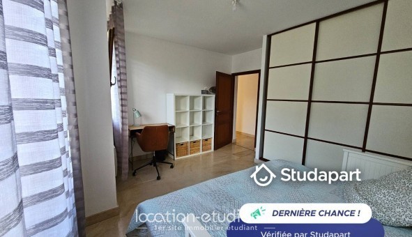 Logement tudiant T3 à Neauphle le Chteau (78640)