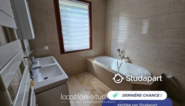 Logement tudiant T3 à Neauphle le Chteau (78640)