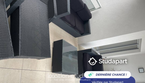 Logement �tudiant T3 &agrave; Neuville sur Sa�ne (69250)