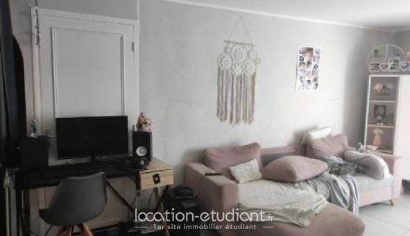 Logement tudiant T3 à Nvian (11200)