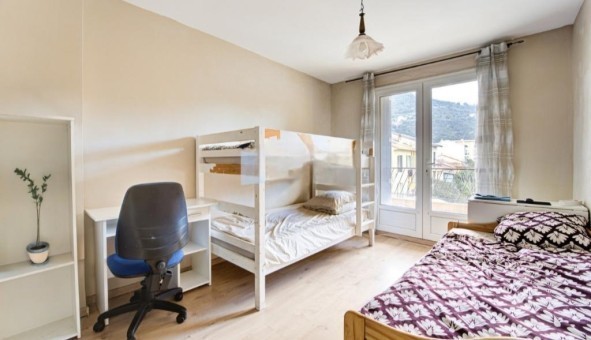 Logement tudiant T3 à Nice (06100)