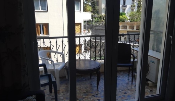 Logement tudiant T3 à Nice (06100)