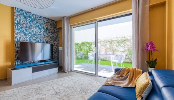 Logement étudiant Location T3 Vide Nice (06100)