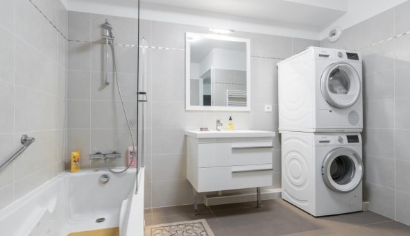 Logement tudiant T3 à Nice (06100)