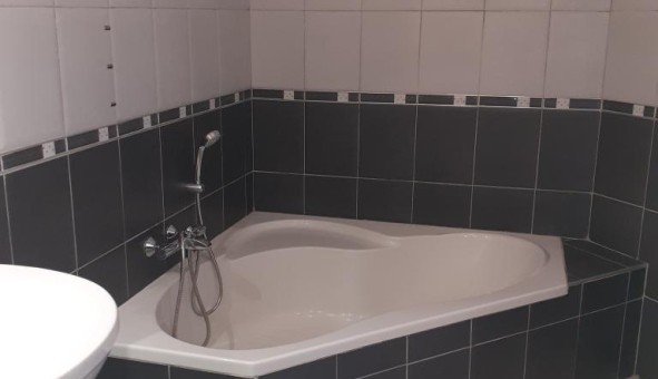 Logement tudiant T3 à Nice (06100)