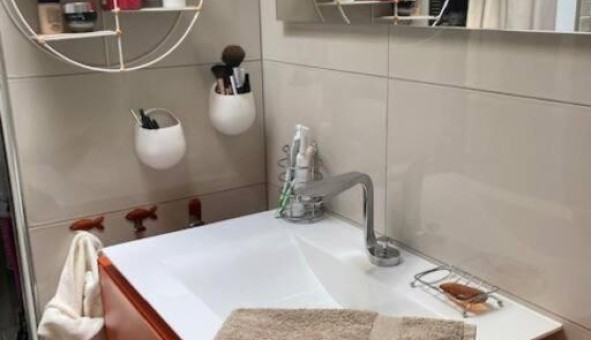 Logement tudiant T3 à Nmes (30000)
