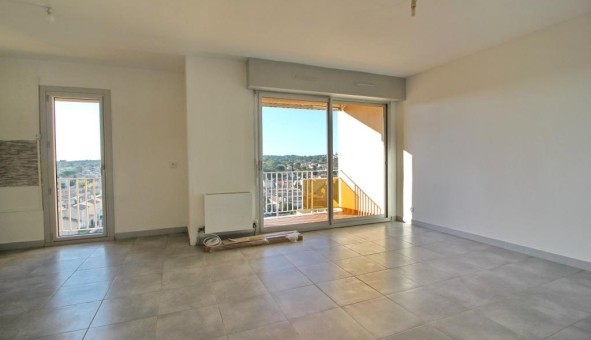 Logement tudiant T3 à Nmes (30000)