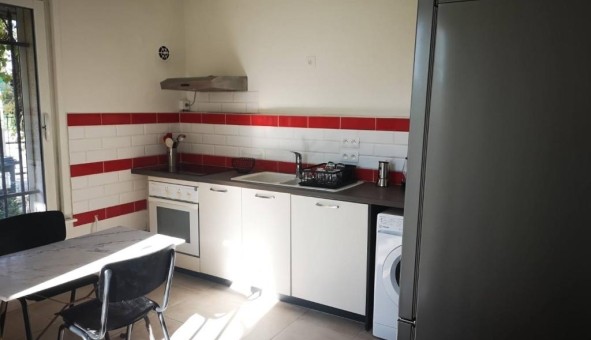 Logement tudiant T3 à Nmes (30000)