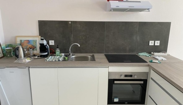 Logement tudiant T3 à Nmes (30000)