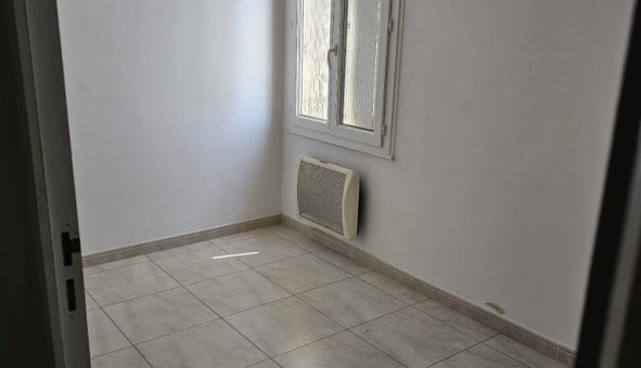 Logement tudiant T3 à Nmes (30000)