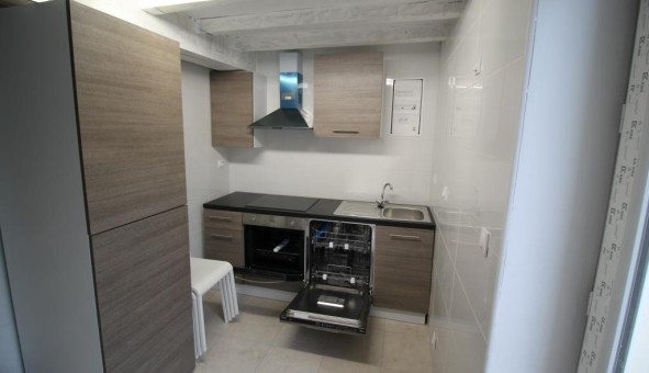 Logement tudiant T3 à Nmes (30000)