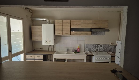 Logement tudiant T3 à Nmes (30000)