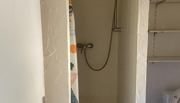 Logement tudiant T3 à Nmes (30000)