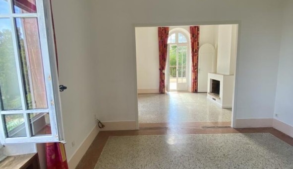 Logement tudiant Location T3 Vide Nmes (30000)