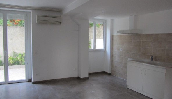 Logement tudiant T3 à Nmes (30000)