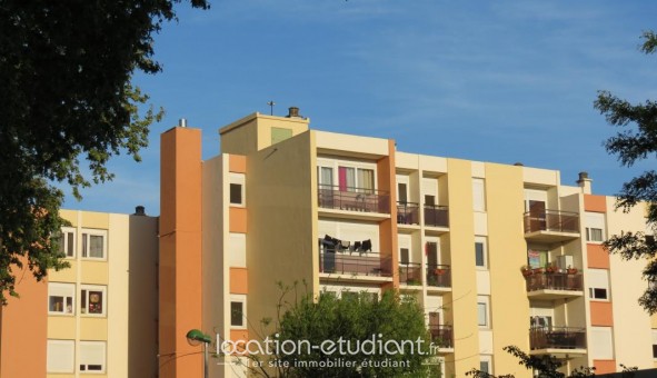 Logement tudiant T3 à Nmes (30000)