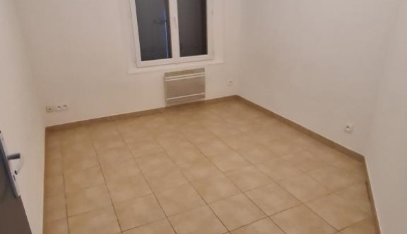 Logement tudiant T3 à Nmes (30000)