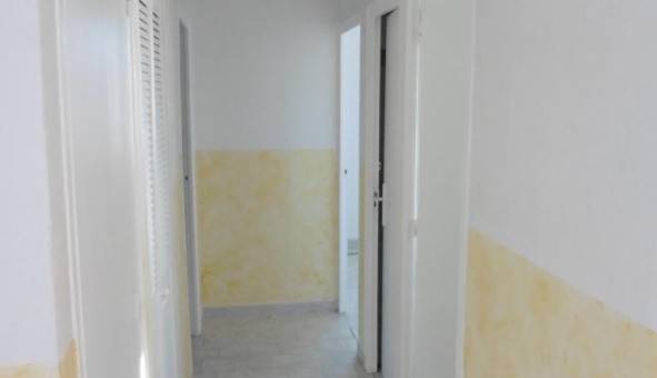 Logement tudiant T3 à Nmes (30000)