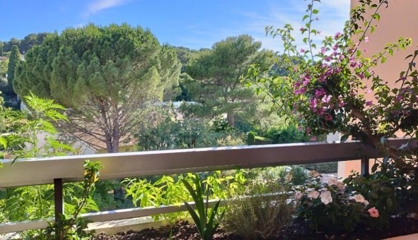 Logement tudiant T3 à Nmes (30000)