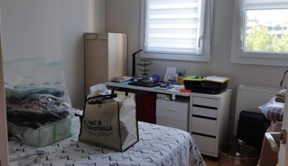 Logement tudiant T3 à Nmes (30000)
