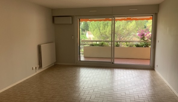 Logement tudiant T3 à Nmes (30000)