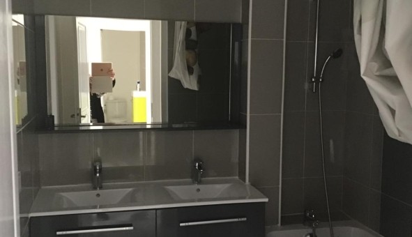 Logement tudiant T3 à Nmes (30000)