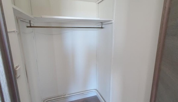 Logement tudiant T3 à Nmes (30000)