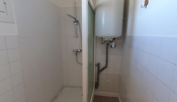 Logement tudiant T3 à Nmes (30000)