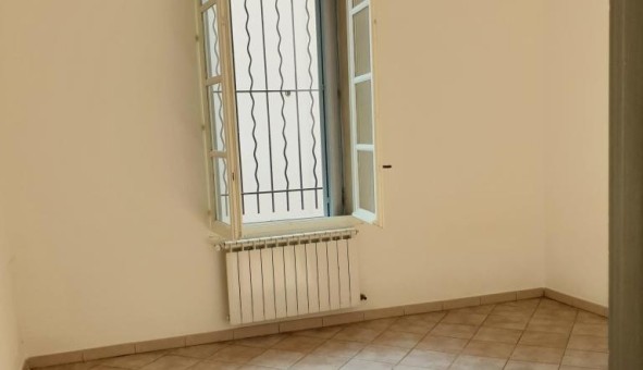 Logement tudiant T3 à Nmes (30000)