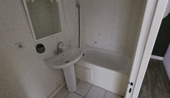 Logement tudiant T3 à Nmes (30000)