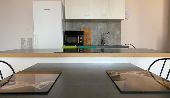 Logement tudiant T3 à Nmes (30000)