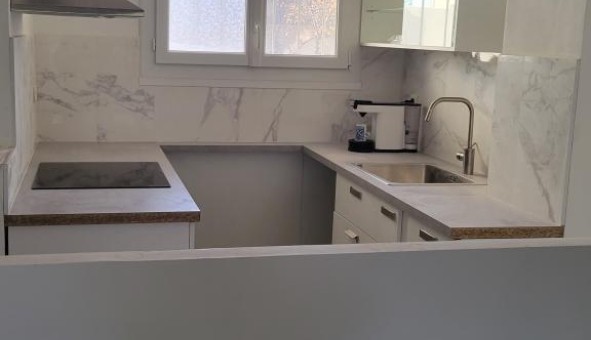 Logement �tudiant T3 &agrave; N�mes (30000)