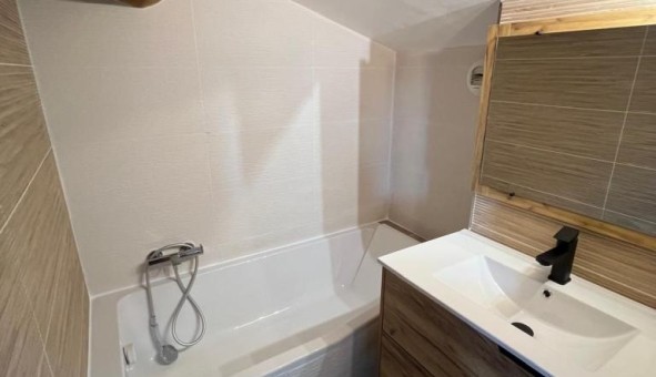 Logement �tudiant T3 &agrave; N�mes (30000)