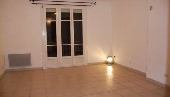 Logement �tudiant T3 &agrave; N�mes (30000)